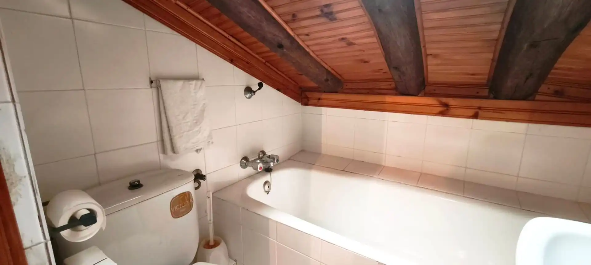 Bany de Casa o xalet en venda en Utebo amb Calefacció, Terrassa i Traster