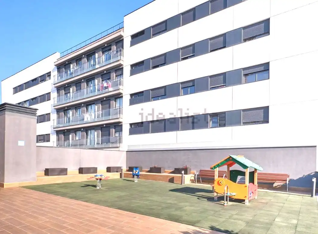 Vista exterior de Piso en venta en Badalona con Aire acondicionado, Calefacción y Parquet