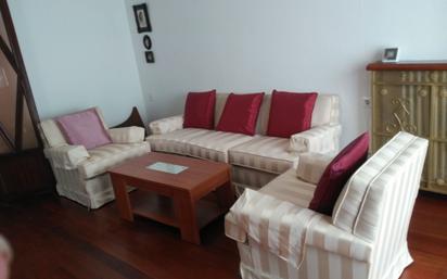 Living room of Flat to rent in  Lleida Capital  with Air Conditioner, Terrace and Balcony