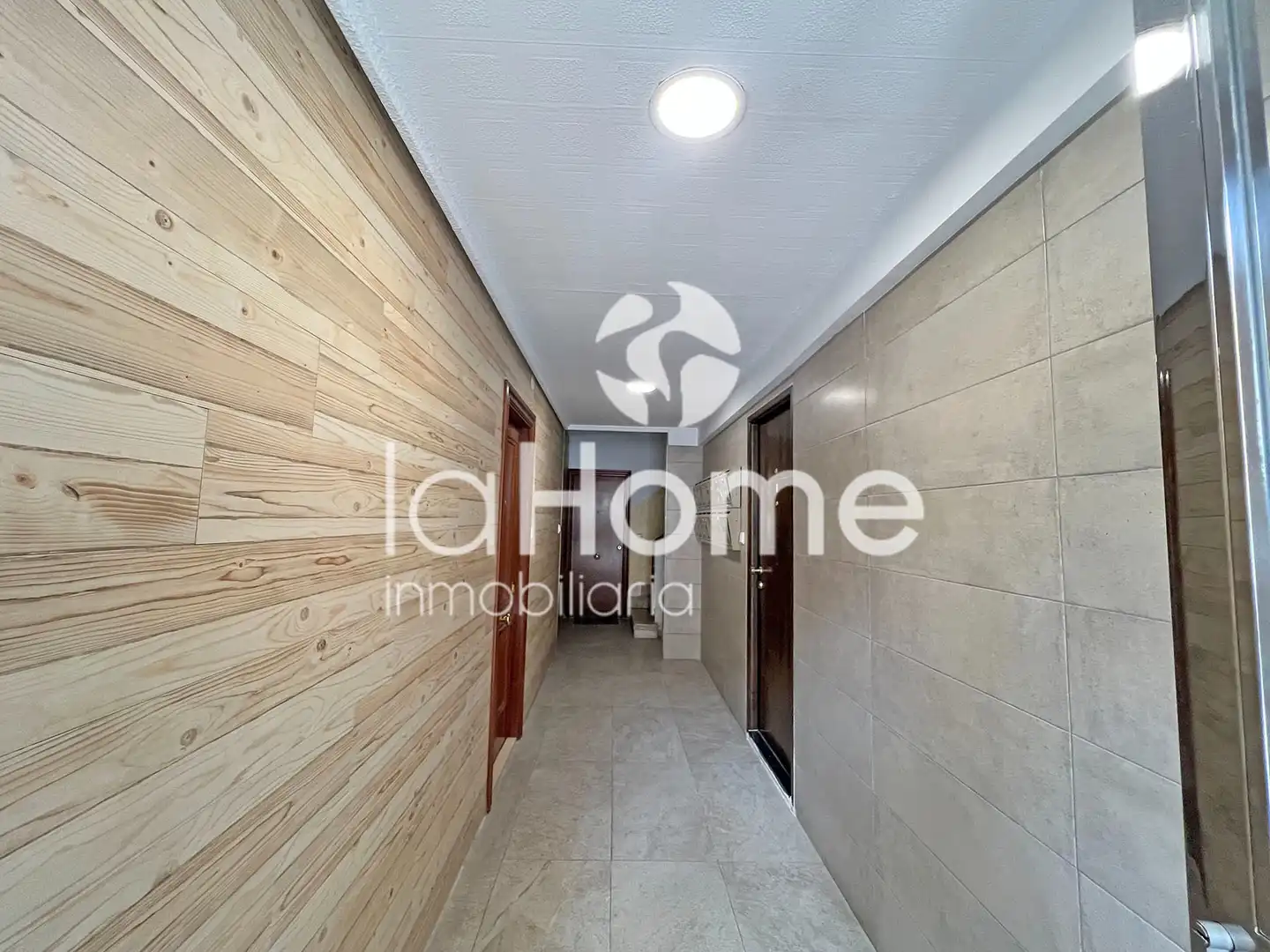 Flat for sale in Paterna  with Air Conditioner, Parquet flooring and Terrace