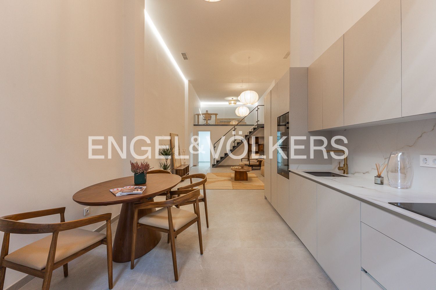Kitchen of Apartment for sale in  Valencia Capital  with Air Conditioner and Heating