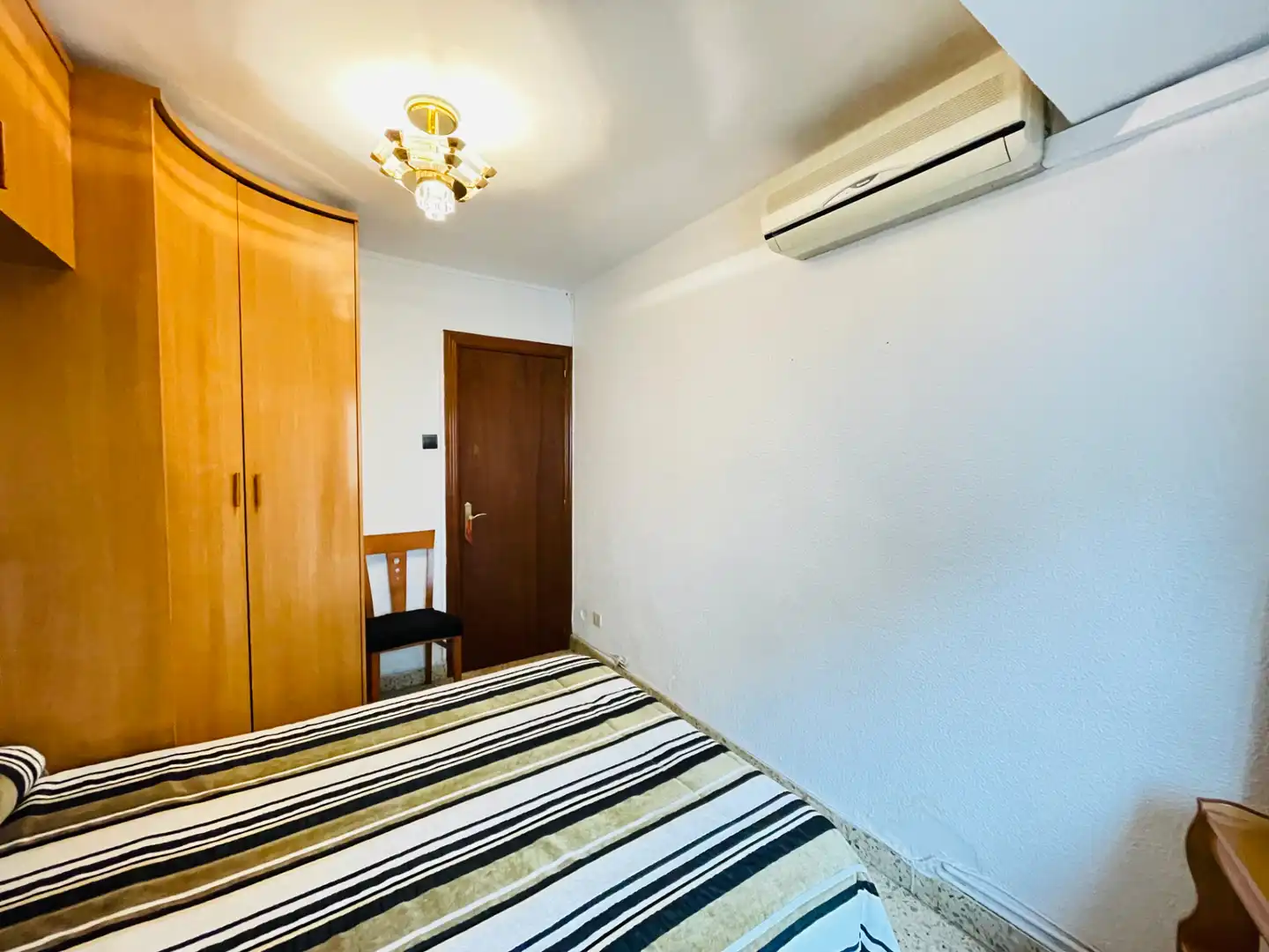 Habitación de Piso en venta en Zaragoza con Aire acondicionado, Calefacción y Terraza