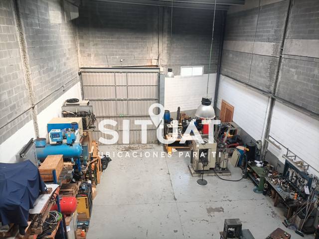 Nave industrial en Venta en Carrer Torruella i Urpina, 1 en Cervelló