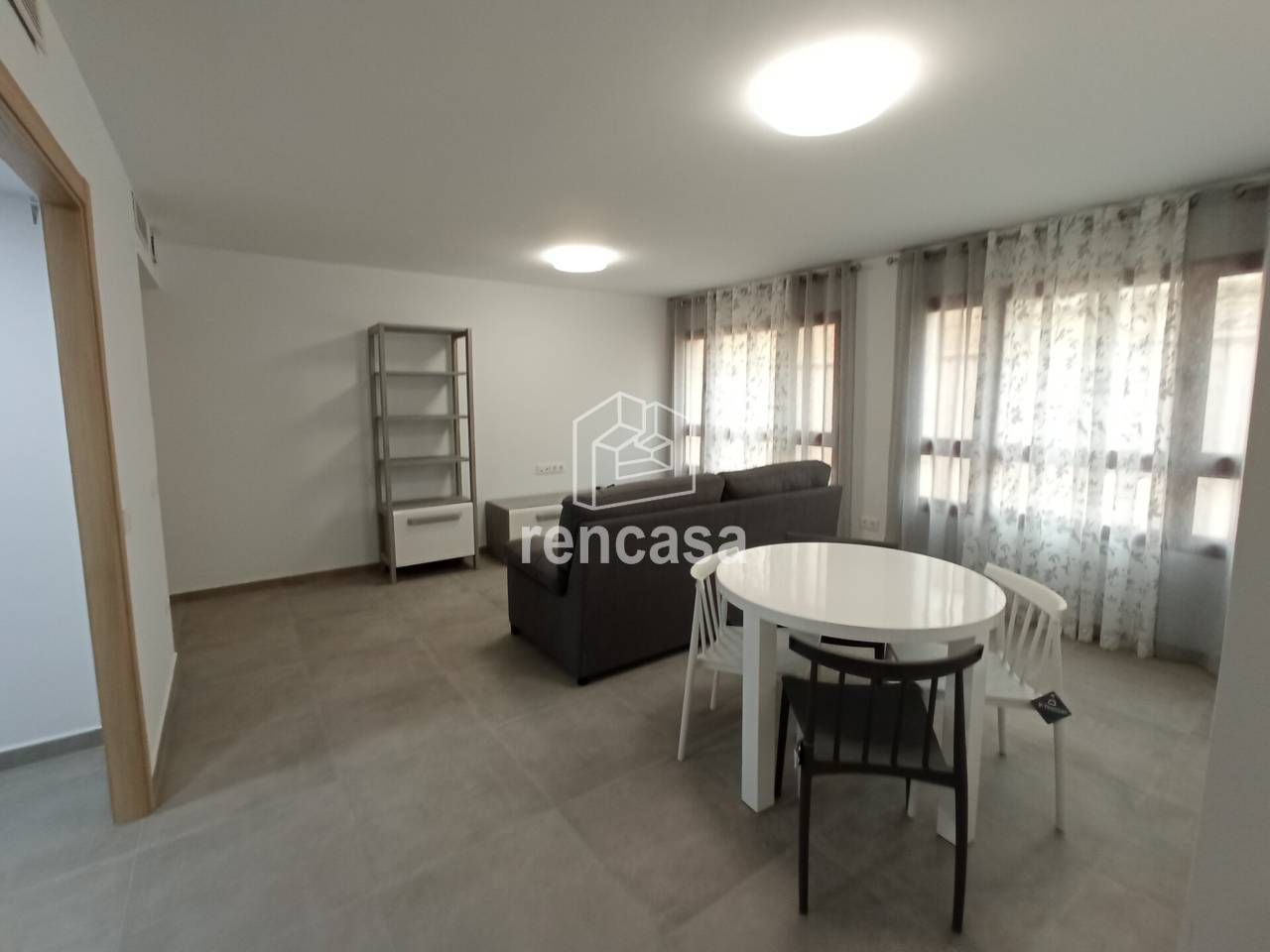 Flat to rent in  Lleida Capital  with Air Conditioner, Heating and Furnished