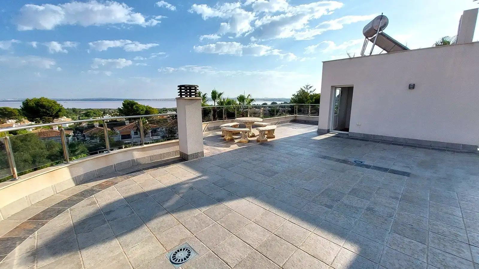 Chalet con piscina en venta en Los Balcones - Los Altos, imagen 40