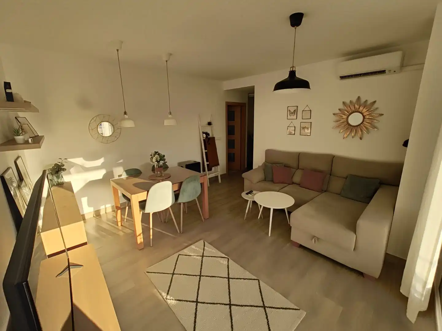 Sala d'estar de Àtic de lloguer en Armilla amb Aire condicionat, Calefacció i Terrassa