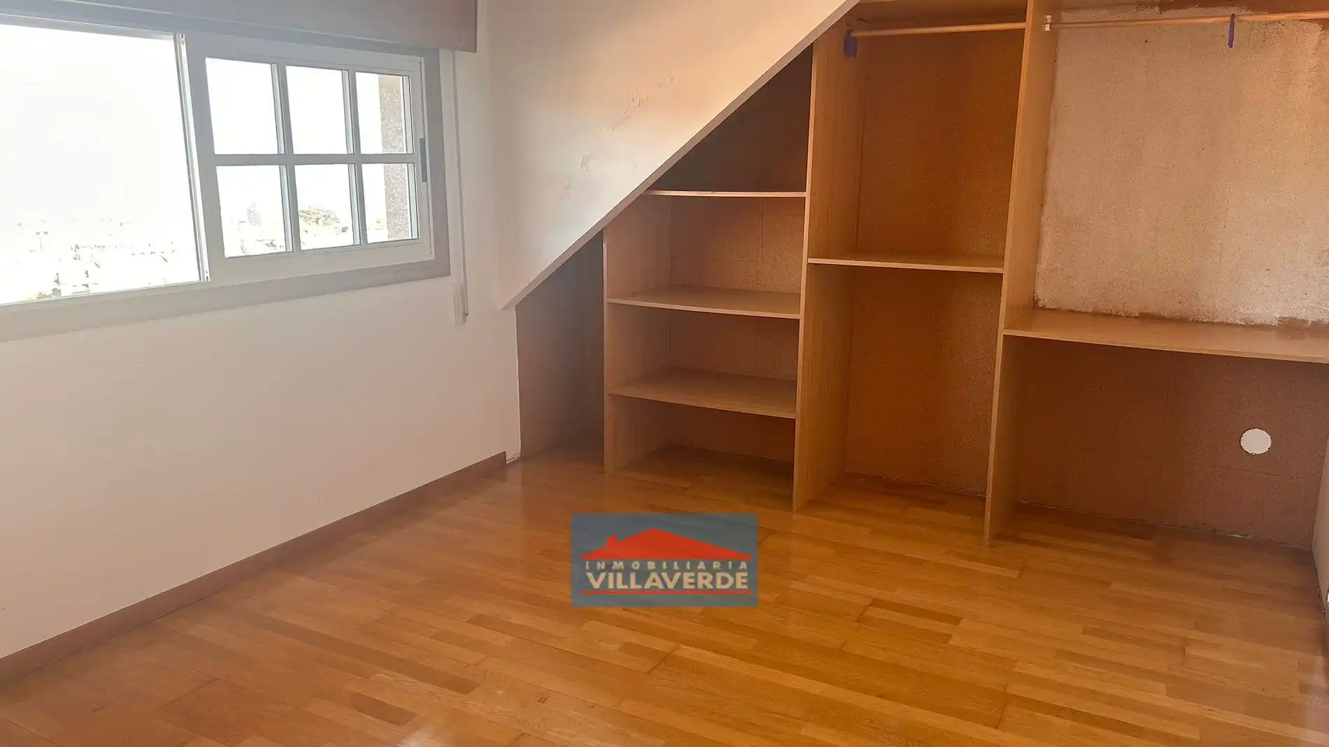 Dormitori de Casa o xalet en venda en Cangas 