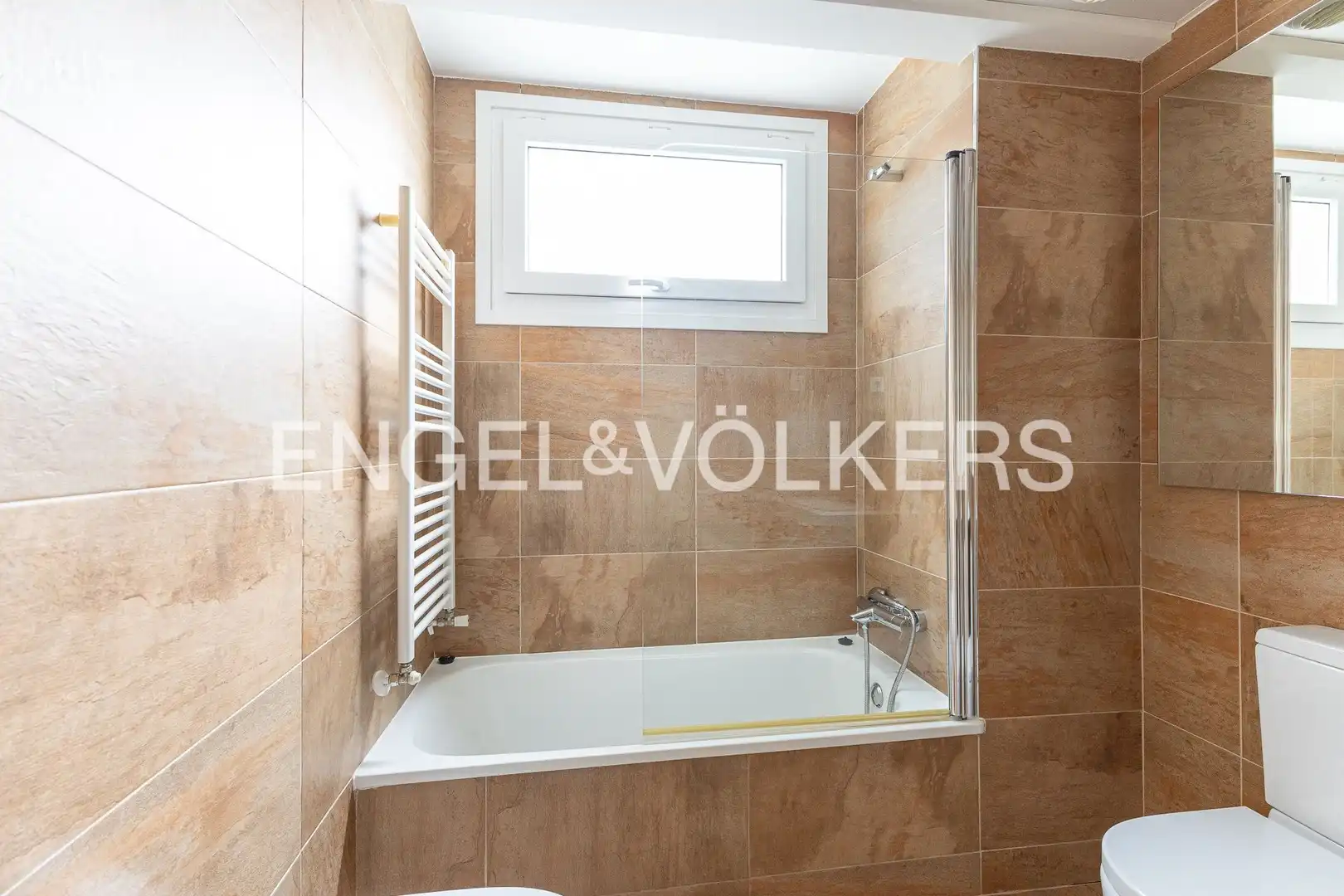 Bathroom of Flat for rent in Hortaleza