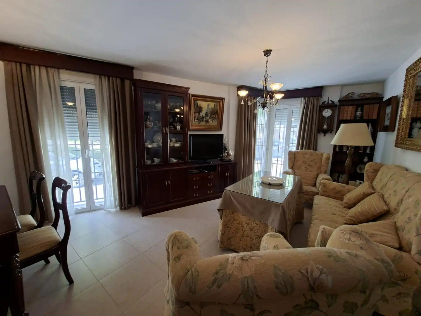 Sala d'estar de Casa o xalet en venda en Chiclana de la Frontera