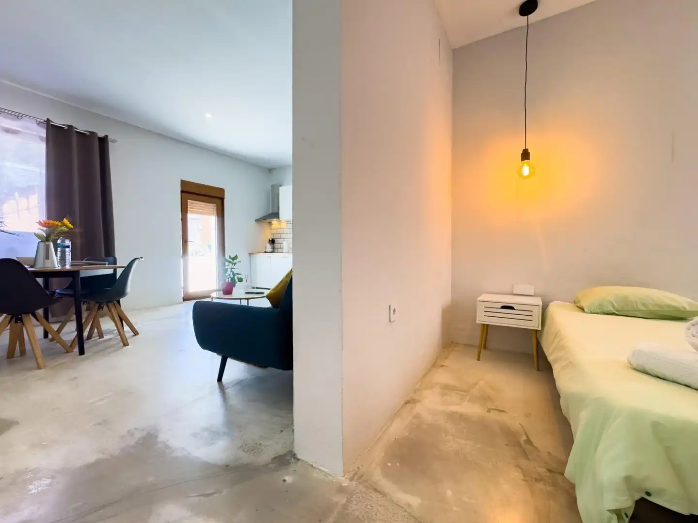 Sala d'estar de Casa o xalet en venda en Los Silos amb Aire condicionat, Terrassa i Moblat