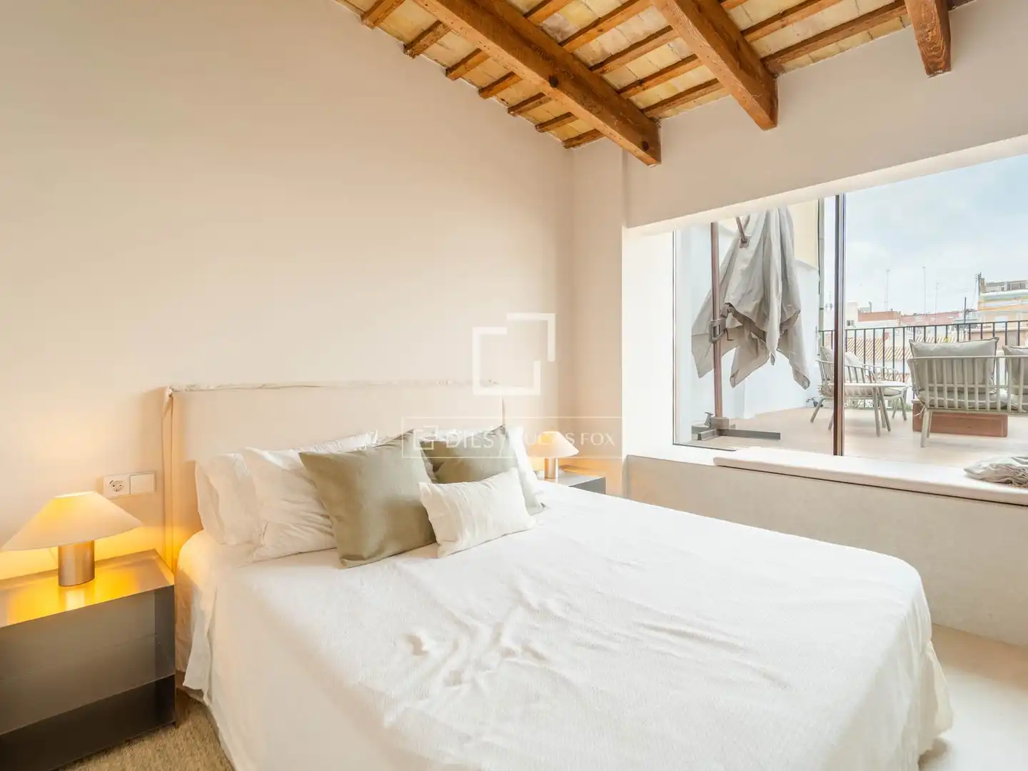 Habitación de Ático de alquiler en Valencia con Aire acondicionado, Calefacción y Terraza