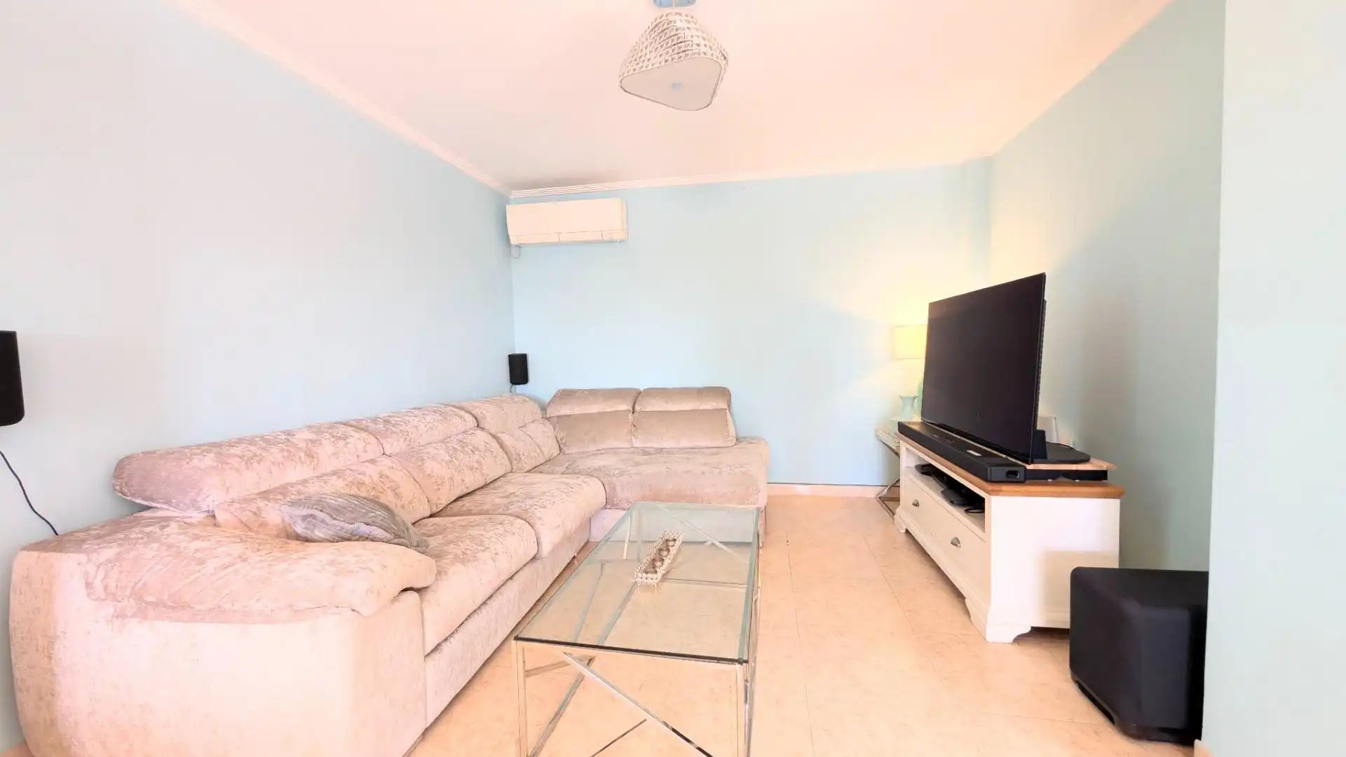 Sala d'estar de Casa o xalet en venda en Elche / Elx amb Aire condicionat, Calefacció i Jardí privat