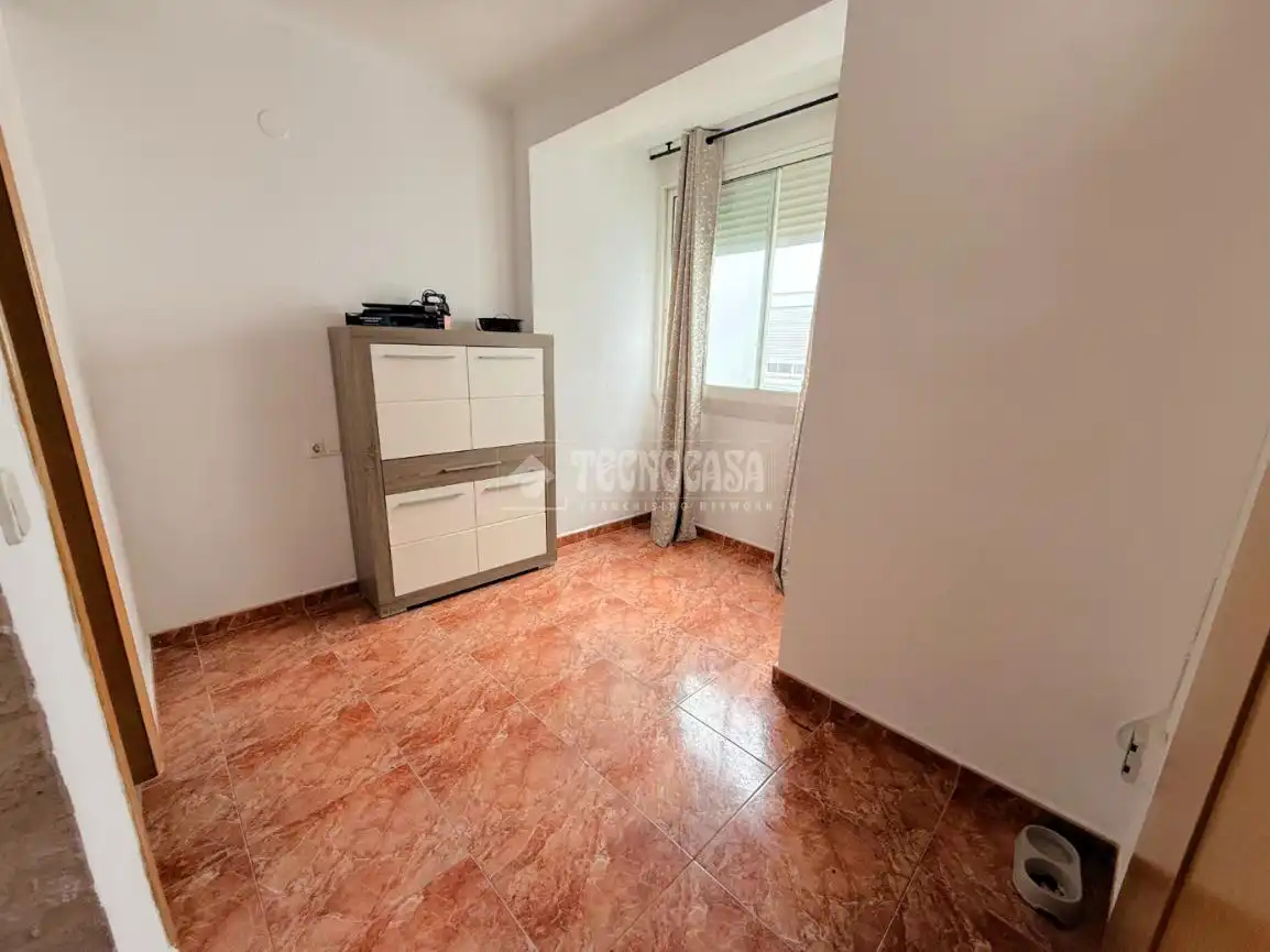 Bedroom of Flat for sale in Paterna