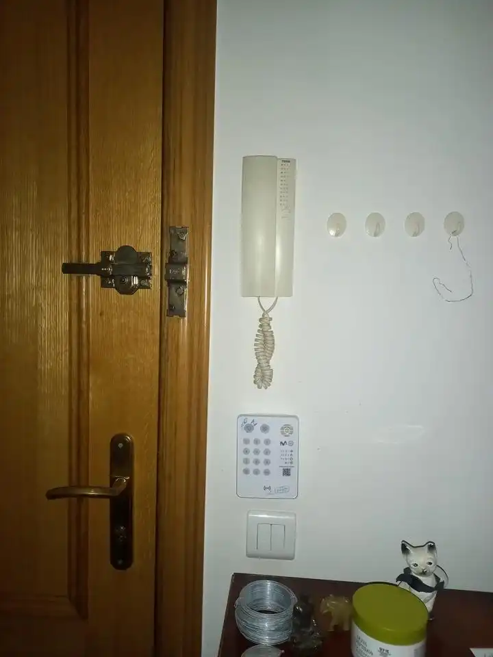 Habitación de Piso en venta en Zaragoza con Calefacción, Trastero y Balcón
