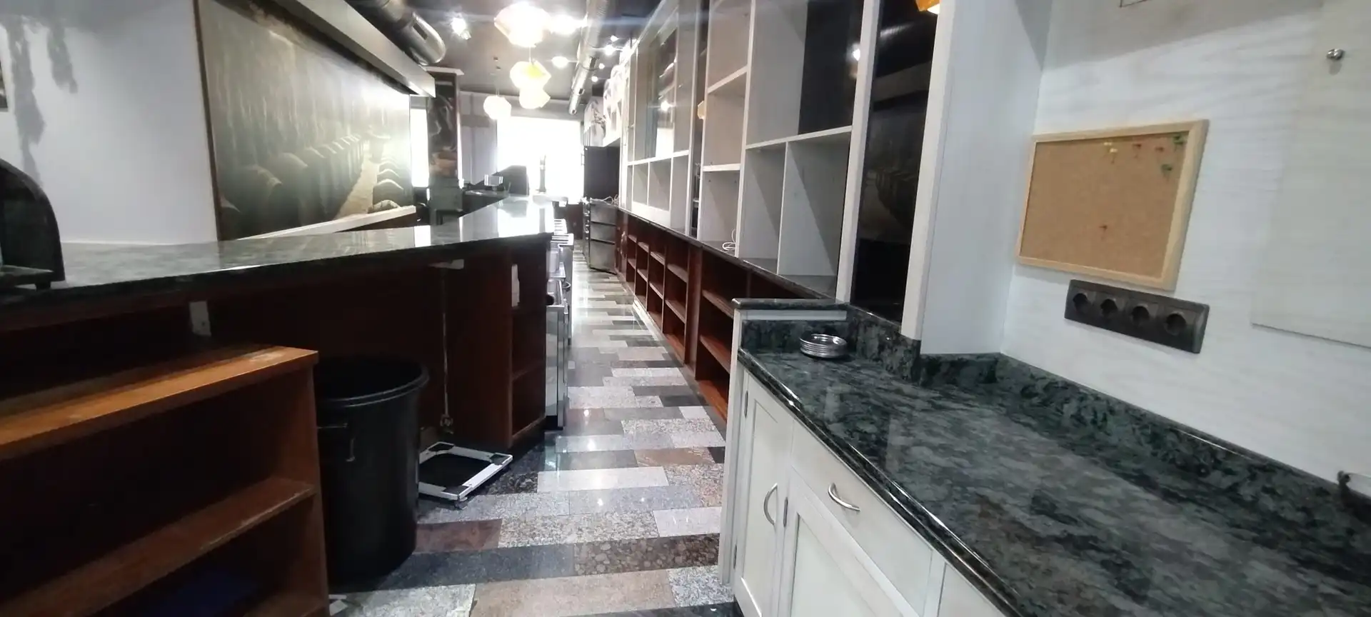 Cocina de Local en venta en Narón con Parquet, Amueblado y Internet