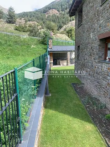 Casa pareada con jardín en venta en Pal - Xixerella, imagen 19