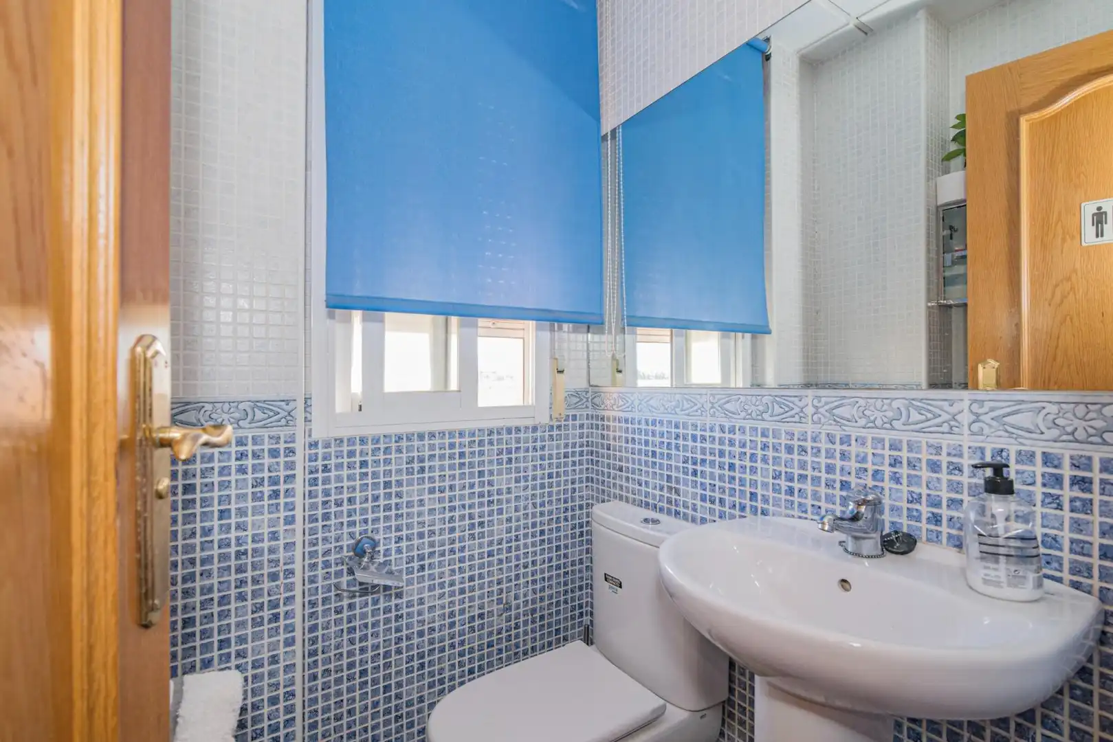 Casa bifamiliare con piscina in vendita a Avenida Cristóbal Colón 1, imagen 25