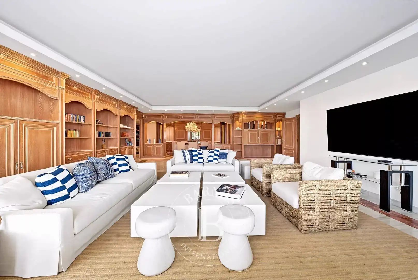 Sala de estar de Piso en venta en Marbella con Aire acondicionado, Calefacción y Terraza