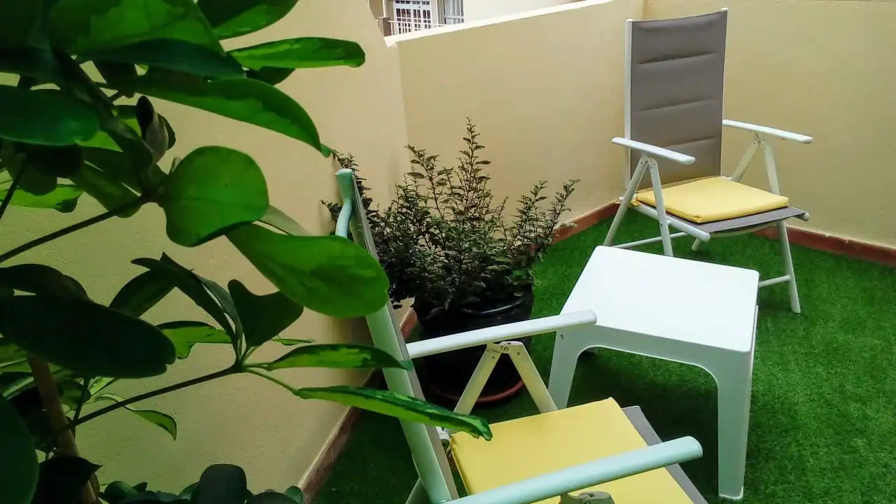 Estudio de alquiler en Calle Luchana, La Trinidad
