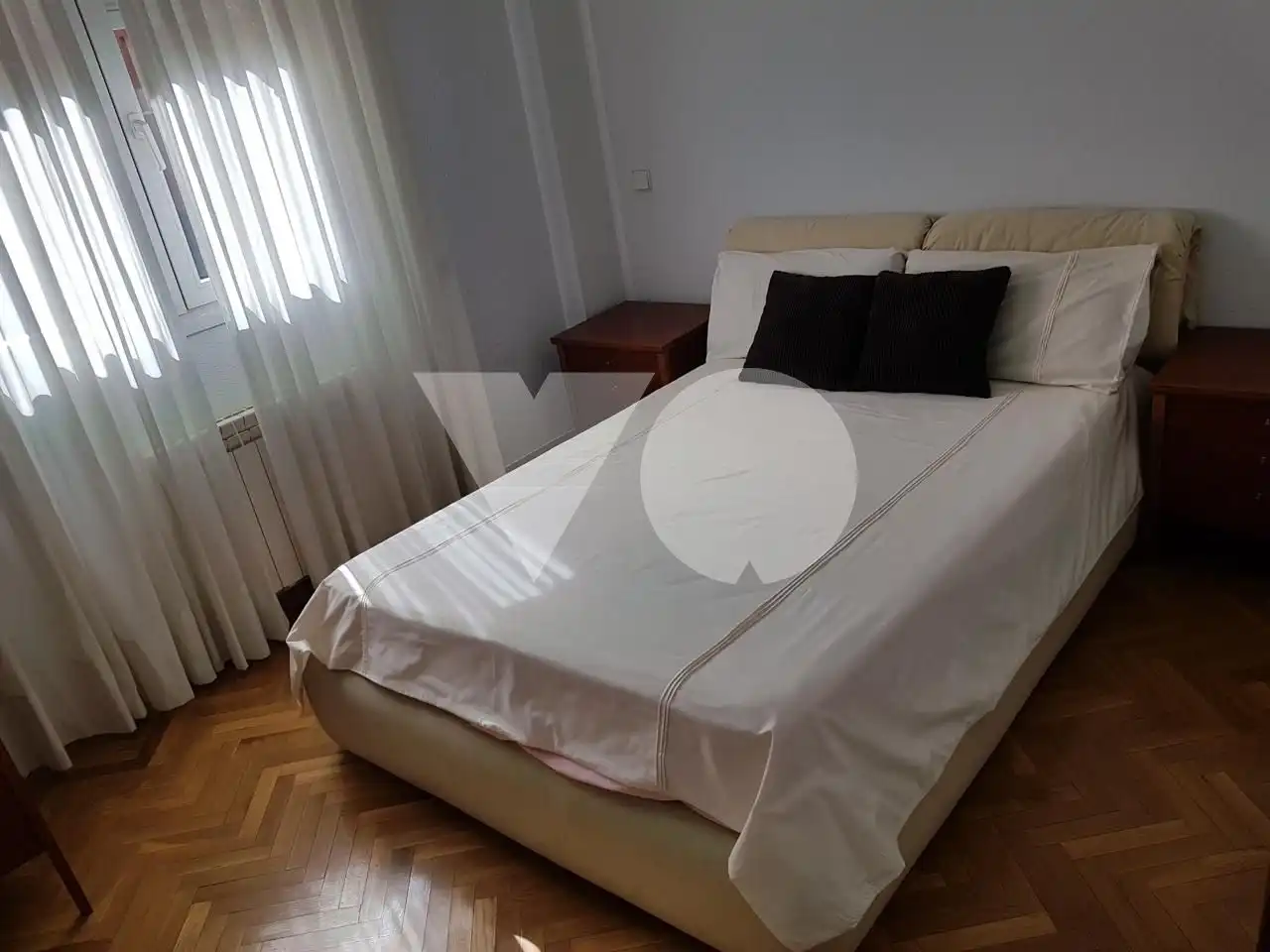 Dormitori de Pis de lloguer en Madrid amb Aire condicionat, Calefacció i Parquet