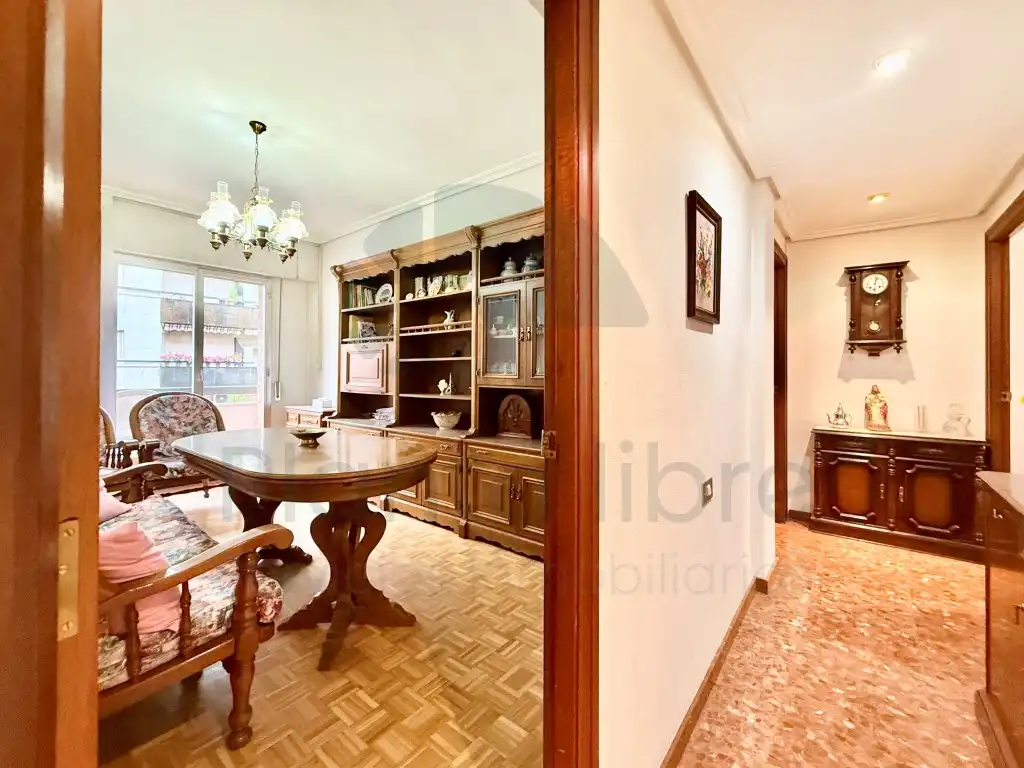 Dining room of Flat for sale in  Logroño  with Air Conditioner, Heating and Balcony