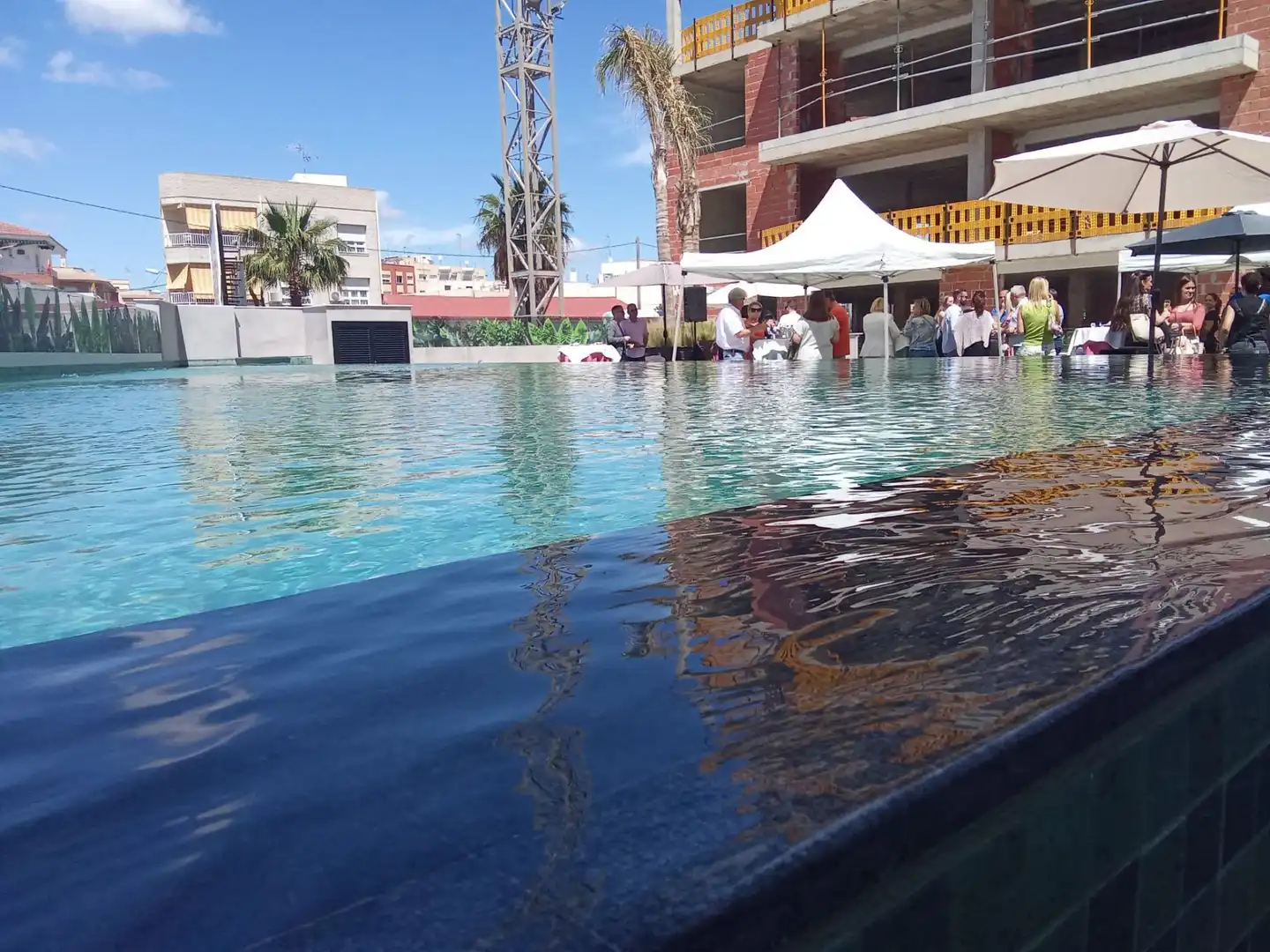 Pis amb piscina en venda a MAESTRO FALLA, imagen 2
