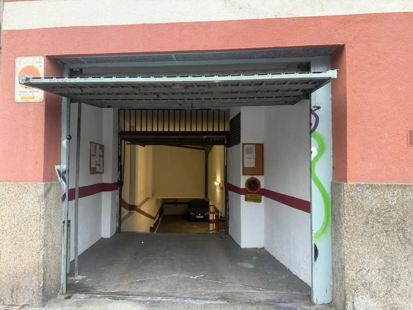 Garage for sale in L'Hospitalet de Llobregat