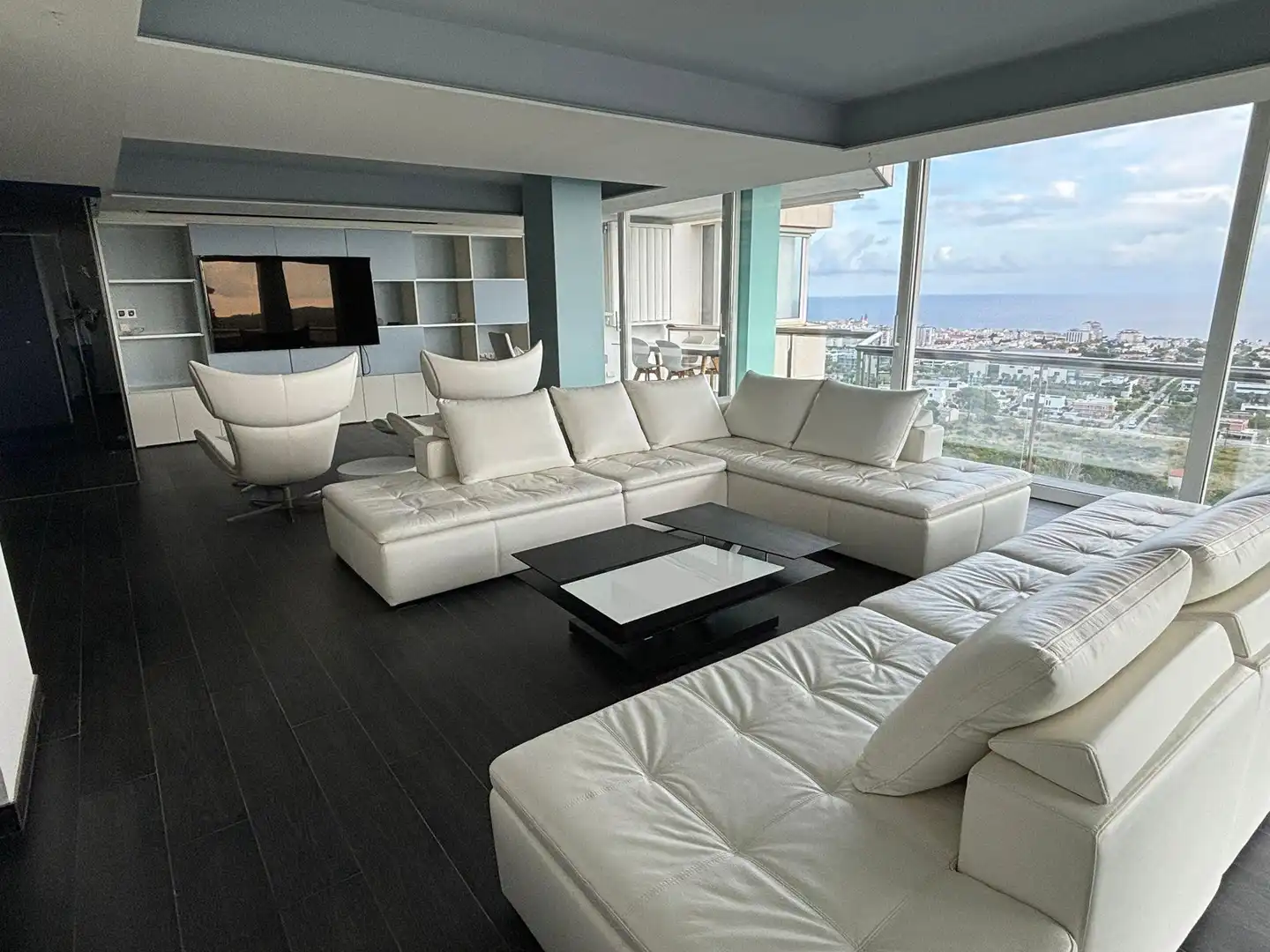 Living room of Flat for sale in Sitges  with Air Conditioner, Heating and Private garden