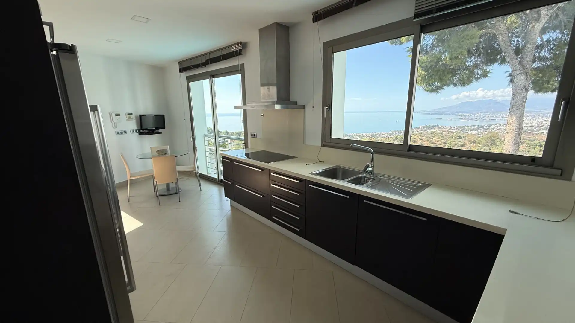 Houses for sale in Calle Esterlicia, 1, Pinares de San Antón