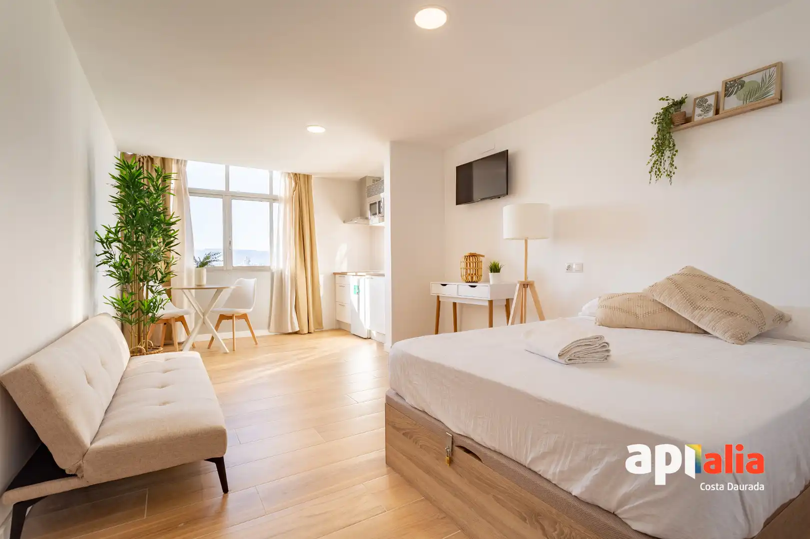 Schlafzimmer von Wohnung zum Verkauf in Vila-seca mit Klimaanlage, Heizung und Gemeinschaftspool