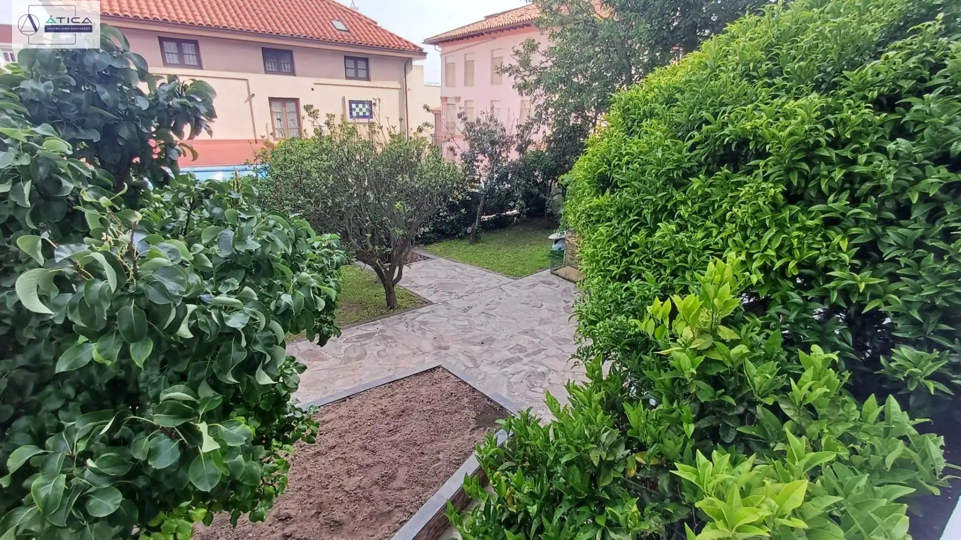 Terrassa de Casa o xalet en venda en Santander amb Jardí privat, Terrassa i Moblat