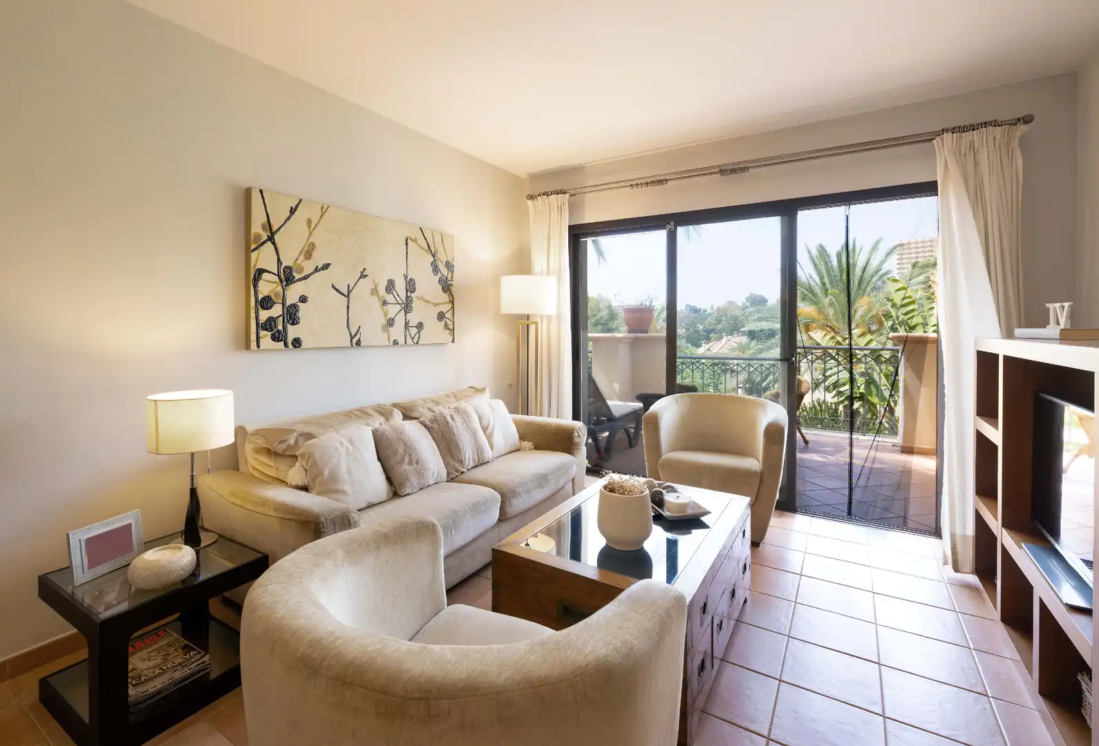 Wohnzimmer von Wohnung zum Verkauf in Marbella mit Klimaanlage, Heizung und Terrasse