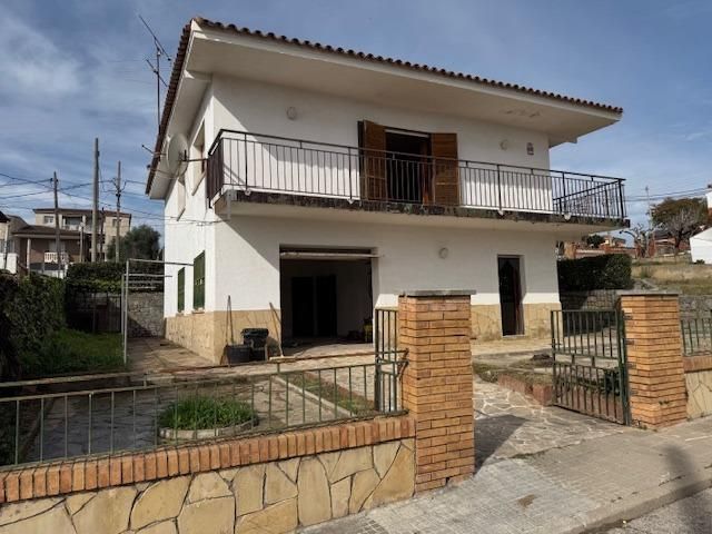 Exterior view of House or chalet for sale in Castellbisbal  with Heating, Terrace and Storage room