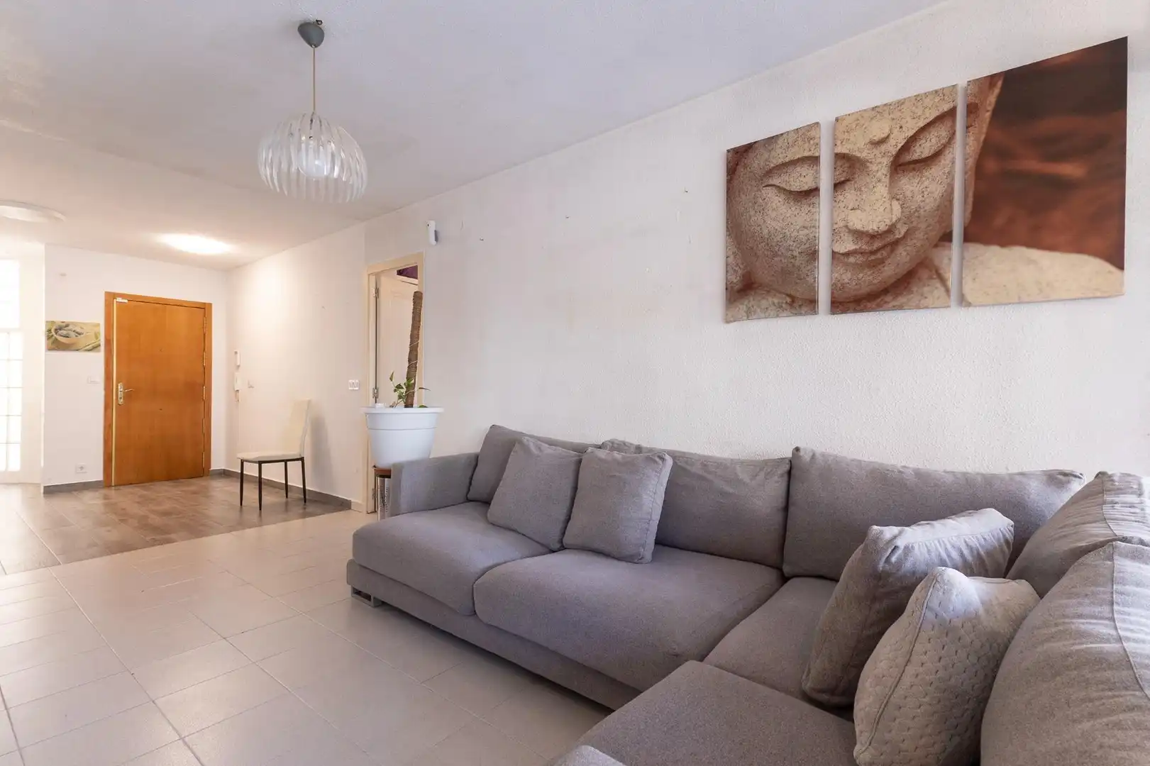 Sala d'estar de Apartament en venda en Torrevieja amb Terrassa, Balcó i Piscina comunitària