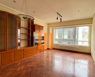 Living room of Flat to rent in A Coruña Capital   with Heating, Parquet flooring and Furnished