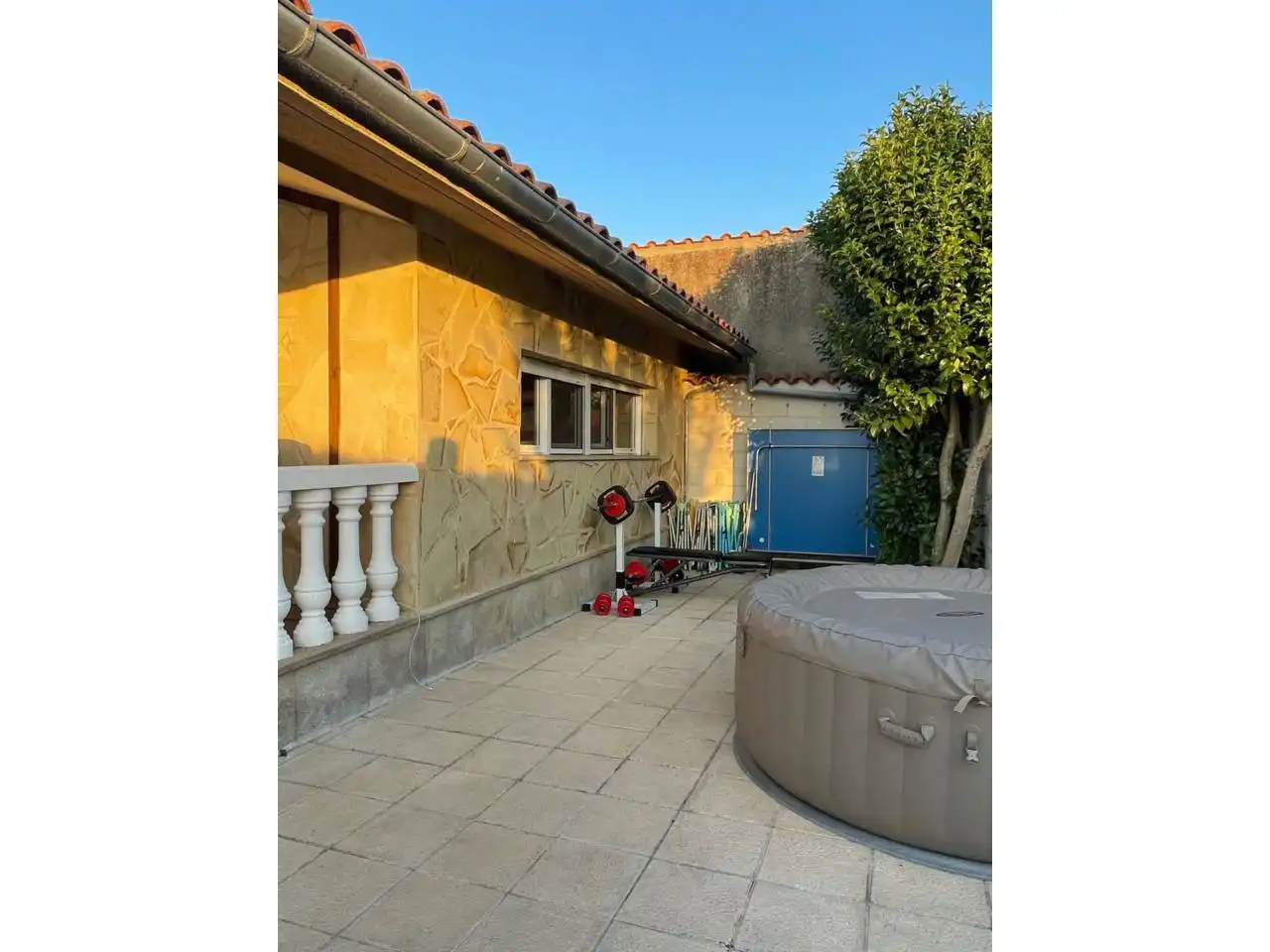 Terrassa de Casa o xalet en venda en Martín de Yeltes amb Jardí privat, Terrassa i Moblat