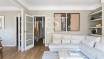 Living room of Flat for sale in  Barcelona Capital  with Air Conditioner, Heating and Parquet flooring