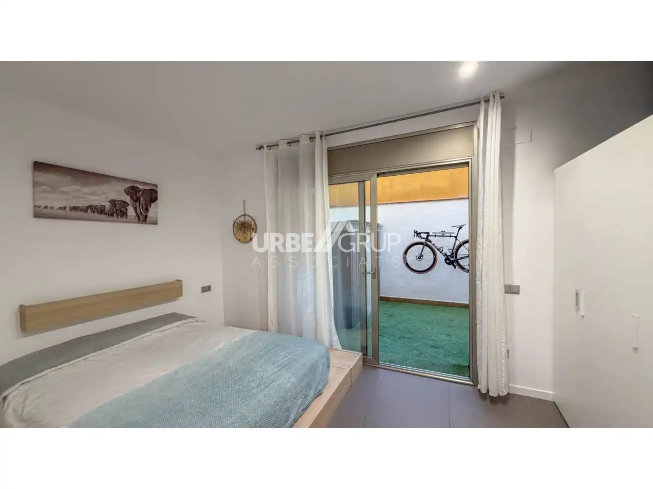 Bedroom of Flat for sale in Terrassa  with Air Conditioner, Heating and Private garden