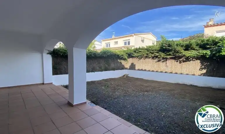 Terrassa de Casa o xalet en venda en Roses amb Calefacció, Jardí privat i Terrassa
