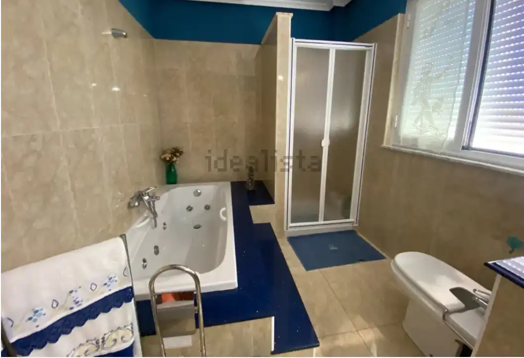 Baño de Casa o chalet en venta en Buenavista con Calefacción, Jardín privado y Parquet