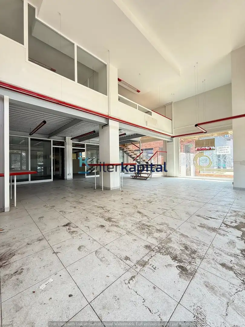 Local comercial de lloguer a Joc de la Bola - Camps d'Esports