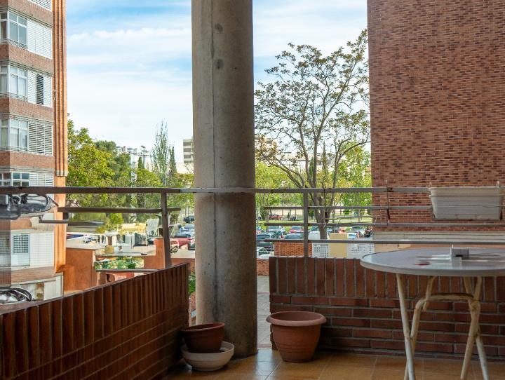 Foto 1 de Pis en venda a Calle de Miguel Ambiela, Salvador Allende, Zaragoza