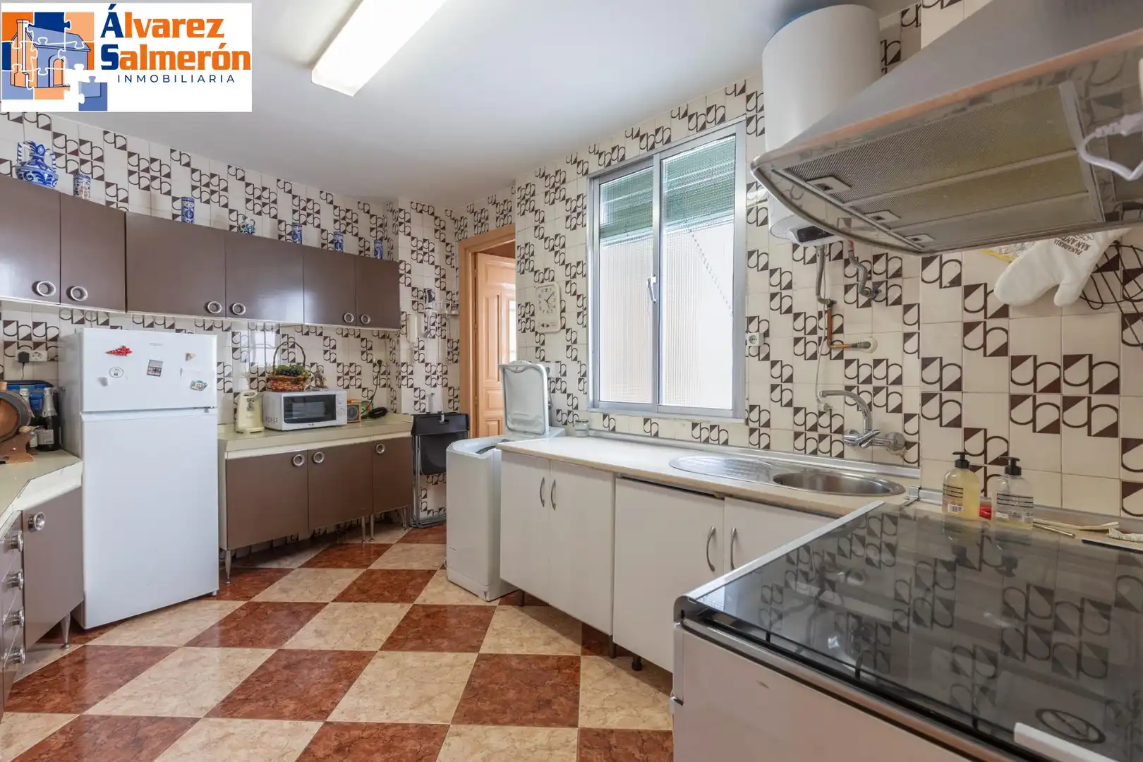 Cocina de Ático en venta en Granada