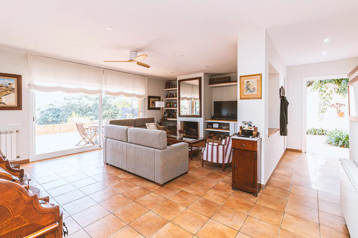 Living room of Houses for sale in Sant Pol de Mar  with Heating, Private garden and Terrace