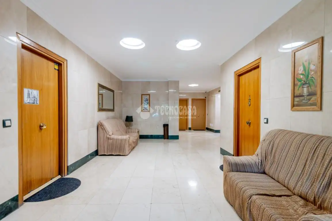 Wohnung zum Verkauf in C. de Arcaute, imagen 2