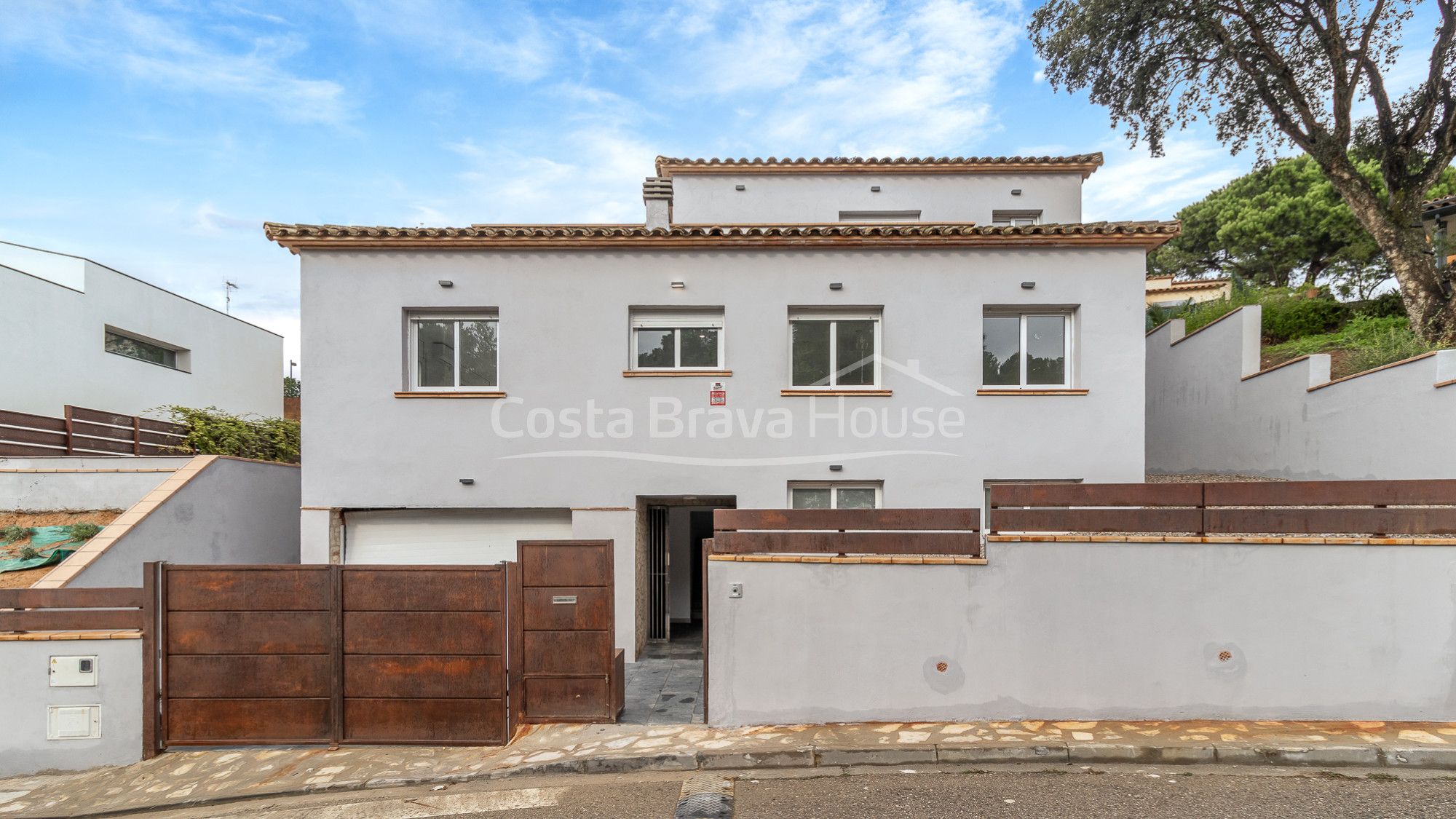Exterior view of House or chalet for sale in Begur  with Air Conditioner, Heating and Private garden