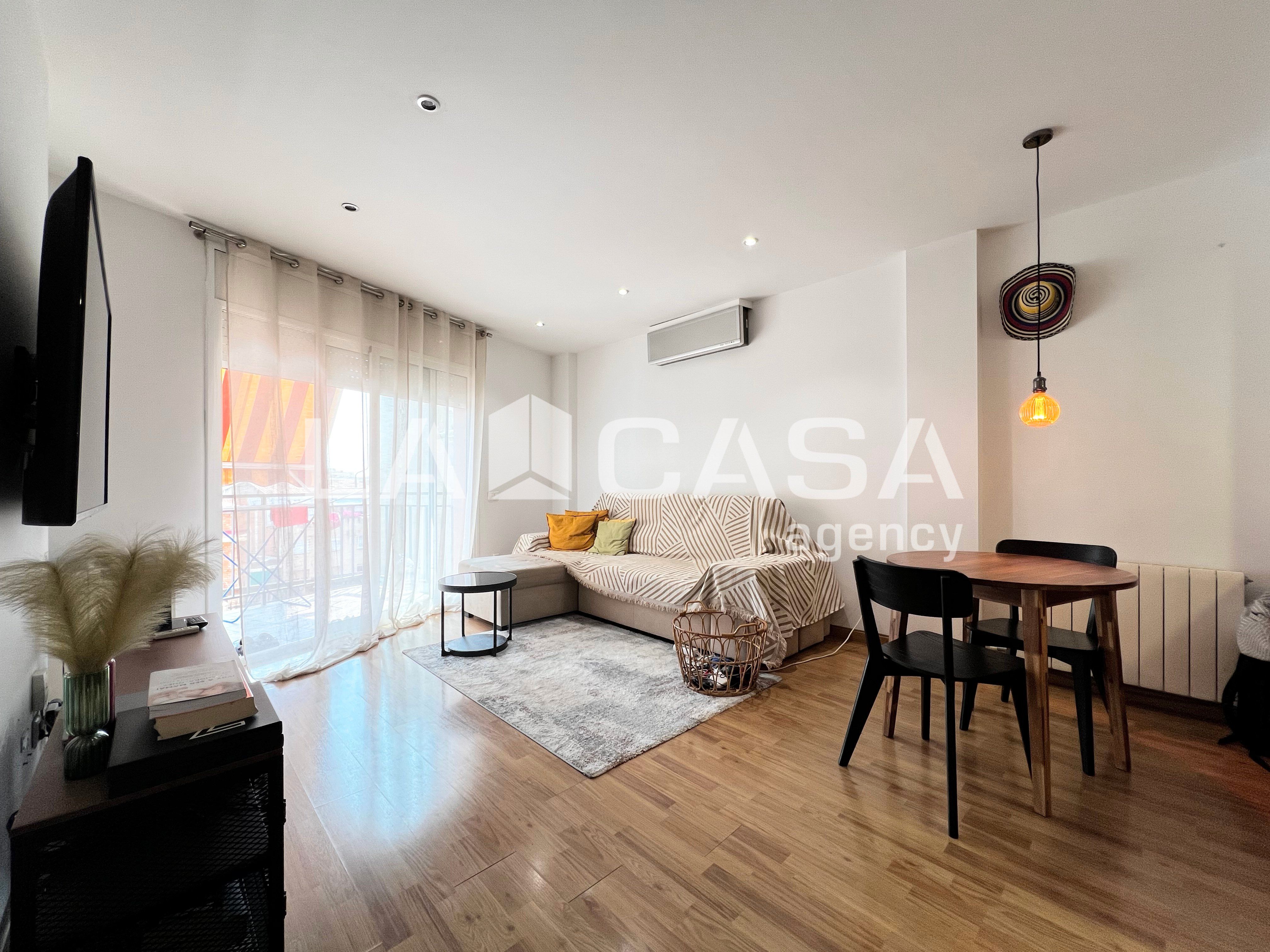 Living room of Flat for sale in Badalona  with Heating and Balcony