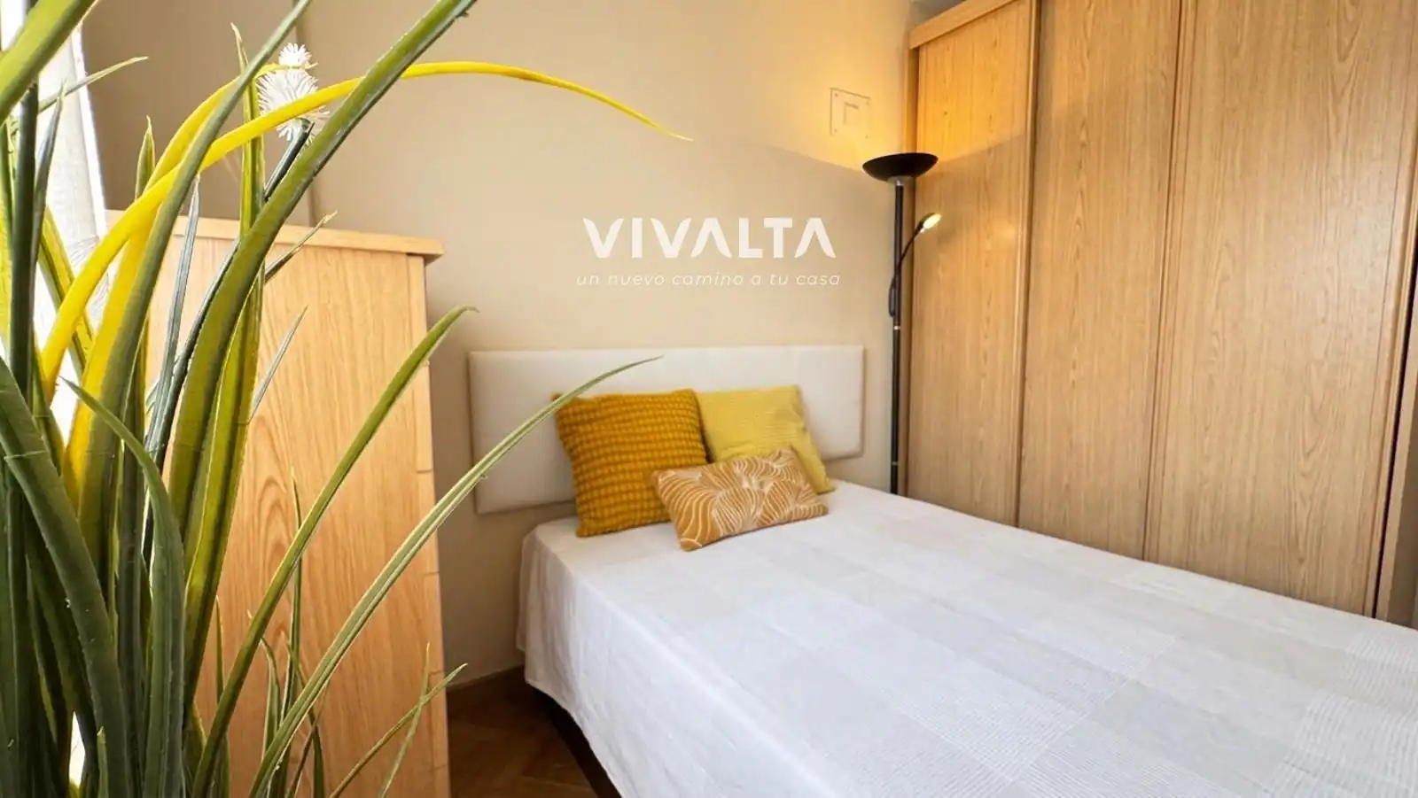 Bedroom of Flat for sale in Madrid  with Air Conditioner, Heating and Storage room