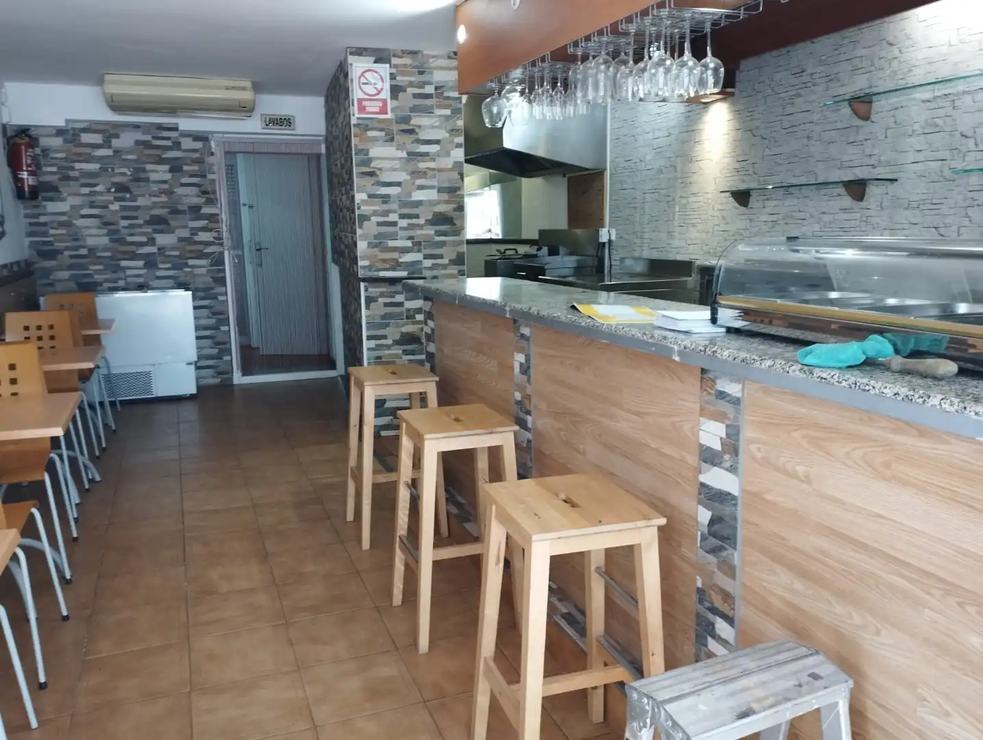 Business premises for sale in Avinguda de Manuel de Falla 14