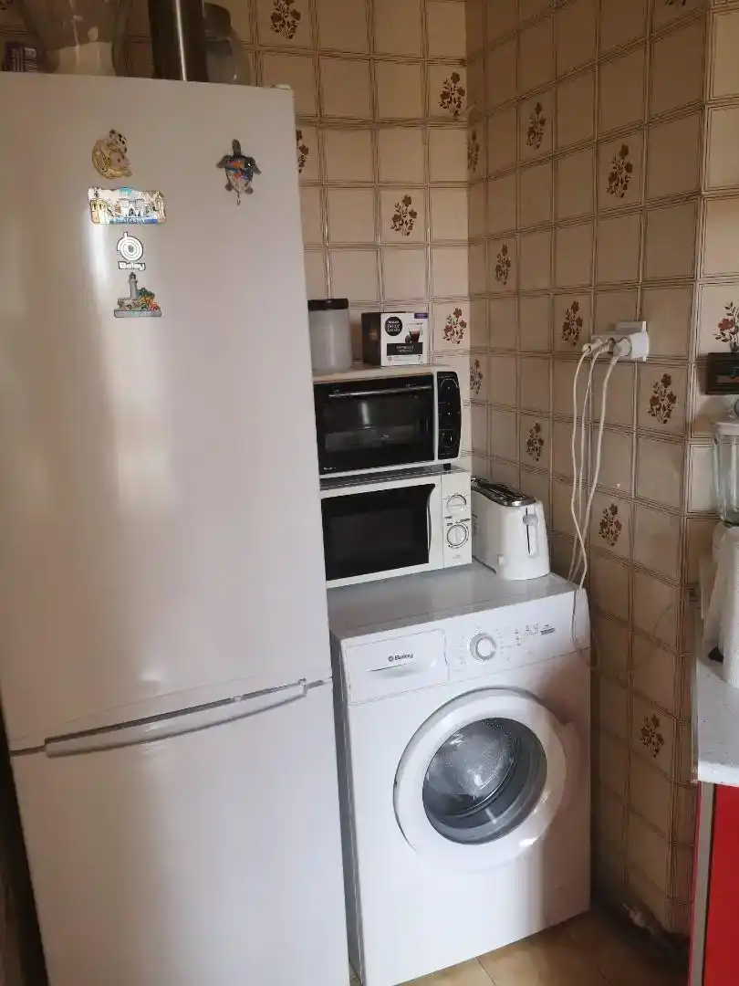 Küche von Wohnung zum Verkauf in  Sevilla Capital mit Klimaanlage
